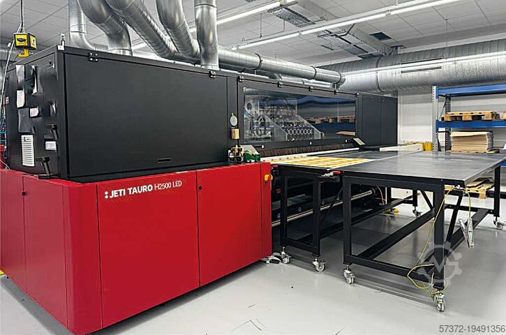 UV-LED inkjetprinter Agfa JETi Tauro H2500 LED