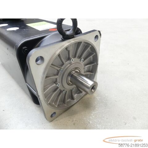 コントロールユニット Siemens 1FT5106-1AC71-1AH0 Servomotor SN: EF488282802004 - generalüberholt