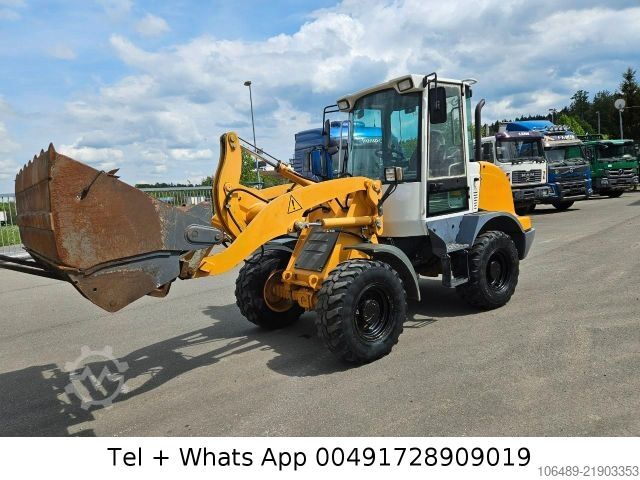 Nakladalnik Liebherr 506 Schnellwechsler/Klappschaufel +Gabel