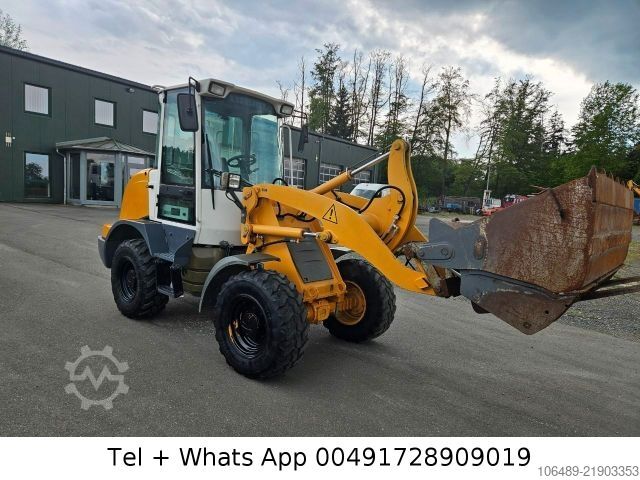 Nakladalnik Liebherr 506 Schnellwechsler/Klappschaufel +Gabel