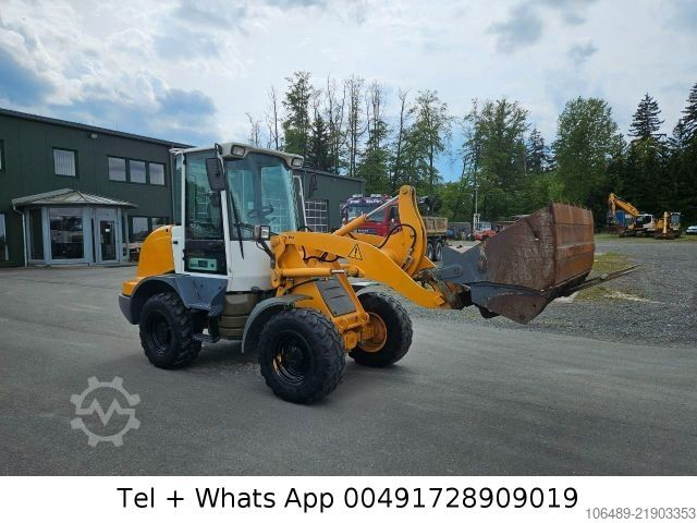 Nakladalnik Liebherr 506 Schnellwechsler/Klappschaufel +Gabel