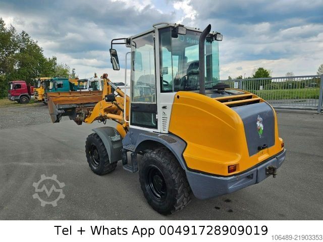 Nakladalnik Liebherr 506 Schnellwechsler/Klappschaufel +Gabel