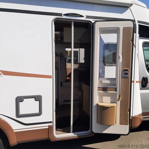 Yarı entegre karavan BÜRSTNER T 726 G Delfin Hydr. Stützen, SAT-Anlage+TV