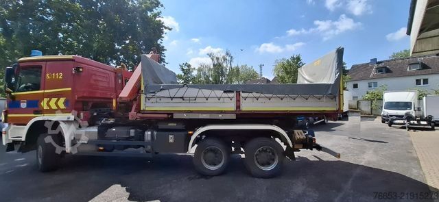 Kran fest á bíl MEILLER Hakenabsetzcontainermulde mit Meiller Kran