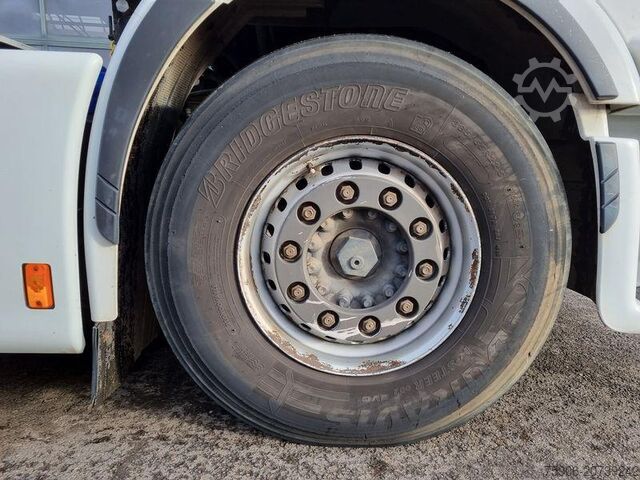 стандартний тракторний агрегат Iveco Stralis