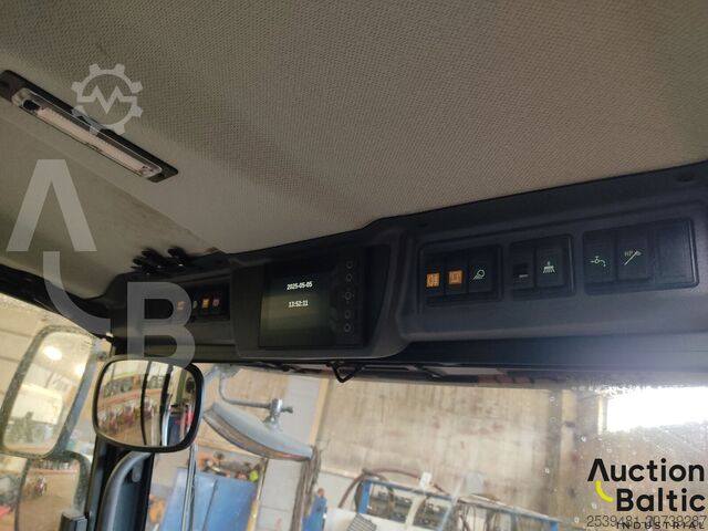 ไม้กวาด Aebi Schmidt Aebi Schmitd eSwingo 200+