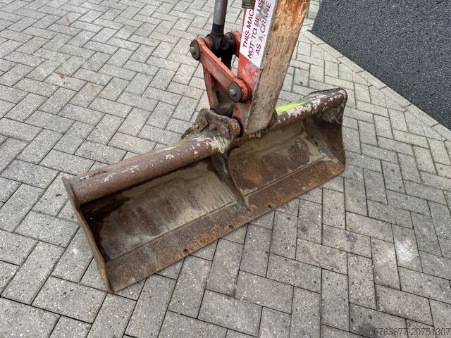 Kubota U27-4 miniexcavadora/oruga, 1 cuchara, 2016, diésel KUBOTA U27-4 minigraver/graafmachine rups 1 bak 2016 Diesel