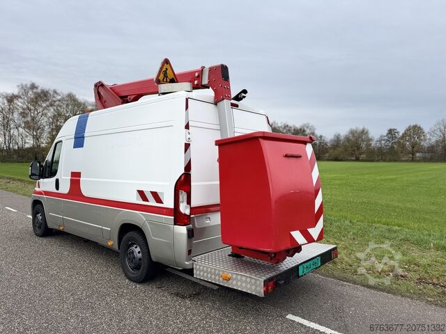 PEUGEOT BOXER 2.2HDI kendaraan pengangkat otomatis (sky lift), ketinggian kerja 12,5m, tahun 2018. PEUGEOT BOXER 2.2HDI Autohoogwerker Arbeitsbuhne 12.5mtr werkhoogte 2018