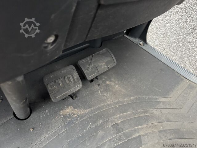 Linde H30D-02 Duplex 450 Sideshift / Fork Positioner VW Diesel 2014 LINDE H30D-02 Duplo 450 Sideshift / Vorkversteller VW Diesel 2014