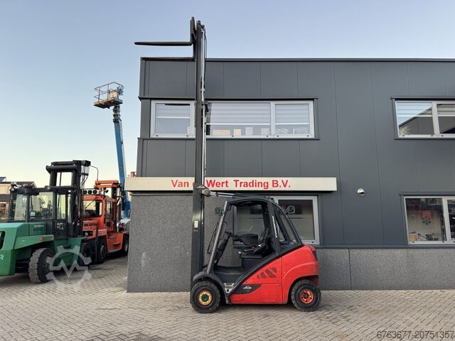 Linde H25D-02 Triplex 550 Freelift / Sideshift / 4th function VW Diesel 2014 LINDE H25D-02 Triplo 550 Freelift / Sideshift / 4e functie VW Diesel 2014