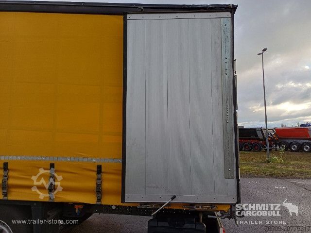 Ανοιχτό ημιρυμουλκούμενο με μουσαμά Schmitz Cargobull Curtainsider Standard Getränke