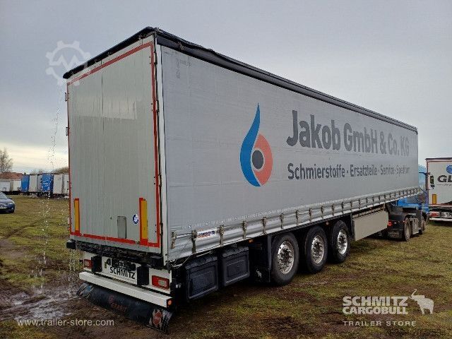 Avoin puoliperävaunu pressulla Schmitz Cargobull Curtainsider Standard Getränke
