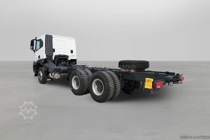 Καμπίνα πλαισίου IVECO T-WAY AT380T43H