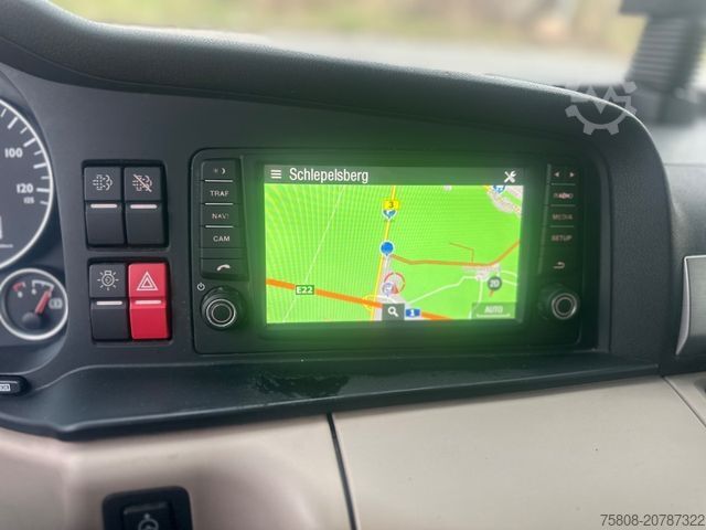 Volume tractor unit MAN TGX 18.500 X-LOW Verstellbare Kupplung ACC LGS