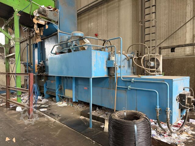 Bale press Paal Konti 325 D/SO
