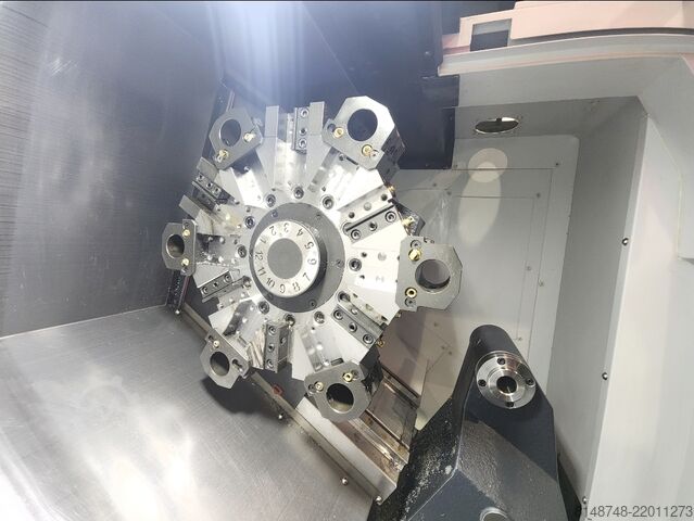 เครื่องกลึง CNC DN Solutions LYNX 2100A