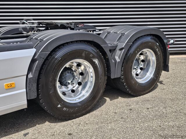 Standard-SZM Volvo FH 16.750 6x4 / RETARDER / HYDRAULIC / PARKING ...