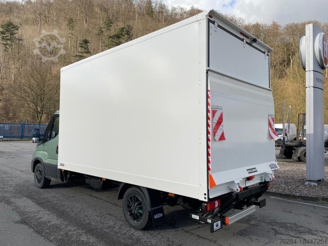 Furgon skrzyniowy IVECO Daily 35S16HA8
