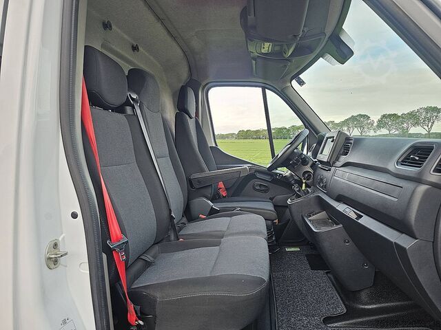 Kombi s vysokou střechou RENAULT MASTER 2.3 L4H2 Navi AC Euro6!