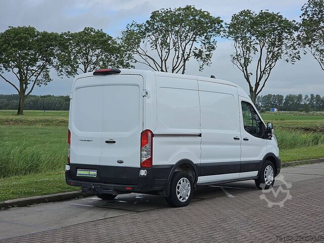 Kombi med högt tak FORD TRANSIT 2.0 L2H2 Automaat Euro6!