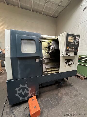 CNC turning and milling center Spinner TC52-MC