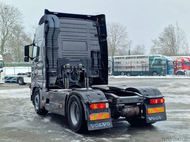 Standard-SZM Volvo FH 13.460 Globetrotter XL 4x2 - I shift - 2x ta...
