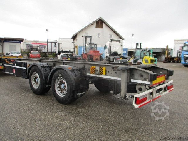 Напівпричіп зі змінним шасі  Scheuwimmer Tandem, WAB