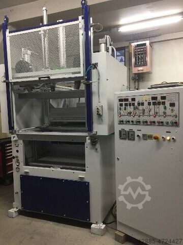 ILLIG UA 100 ED with top stamping unit 