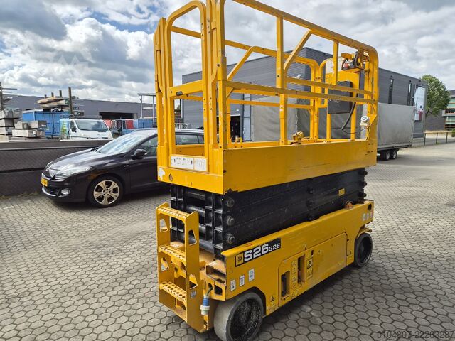 Scissor lift JCB S2632E, Year 2018, 10.1m Workingheight