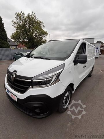 Furgoneta RENAULT Trafic Kasten L2H1 3,0t Komfort # Sortimo # AHK