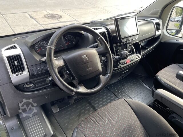 Umpikorja-auto peugeot Boxer BlueHDi 165 Kasten L2H2 *AHK*RFK*WEBASTO*