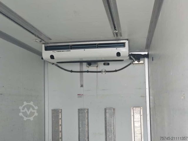 Šaldytuvas sunkvežimis MERCEDES-BENZ ANTOS 1827 * THERMOKING T-1000 R SPECTRUM * LBW