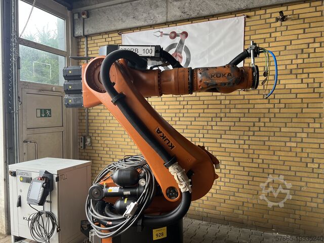 Robô industrial KUKA KR360 R2830 KRC4
