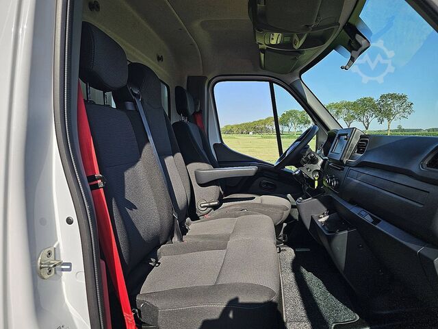 Yüksek tavanlı istasyon vagonu RENAULT MASTER T35 ac dubbellucht EURO6