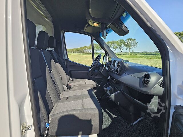 Dubă frigorifică MERCEDES-BENZ SPRINTER 516 Koelwagen Automaat!