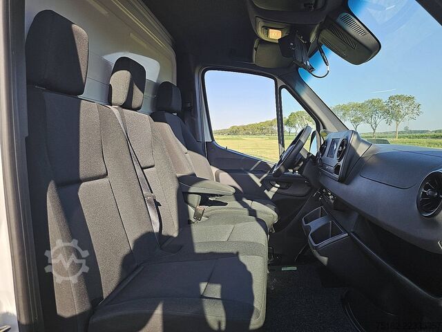 Dubă frigorifică MERCEDES-BENZ SPRINTER 516 Koelwagen Automaat!