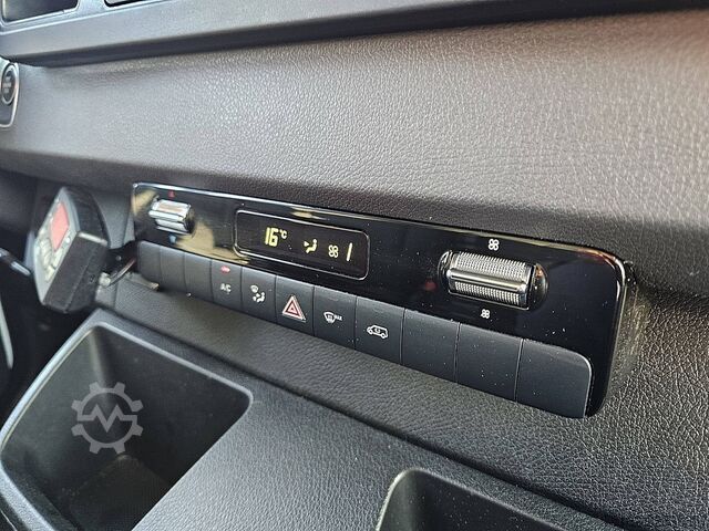 Dubă frigorifică MERCEDES-BENZ SPRINTER 516 Koelwagen Automaat!
