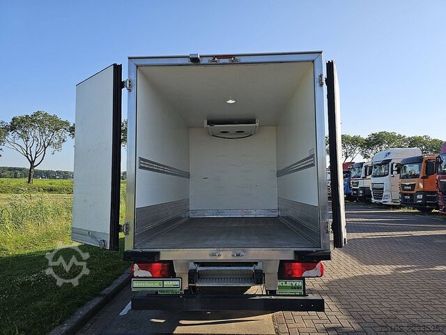 Dubă frigorifică MERCEDES-BENZ SPRINTER 516 Koelwagen Automaat!