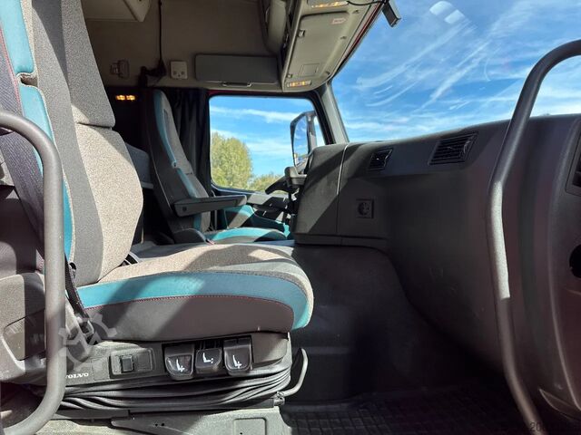 Matières dangereuses Volvo FM 420 Globetrotter, ADR (FL, OX, AT), ALCOA, o...