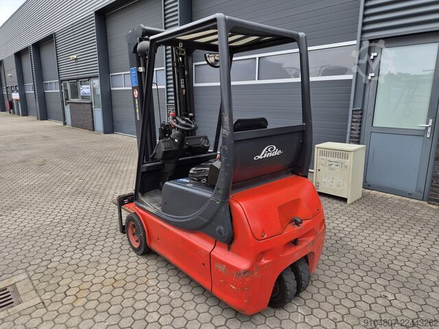 Forklift Linde E16C, Triplex, Freelift & Sideshift.