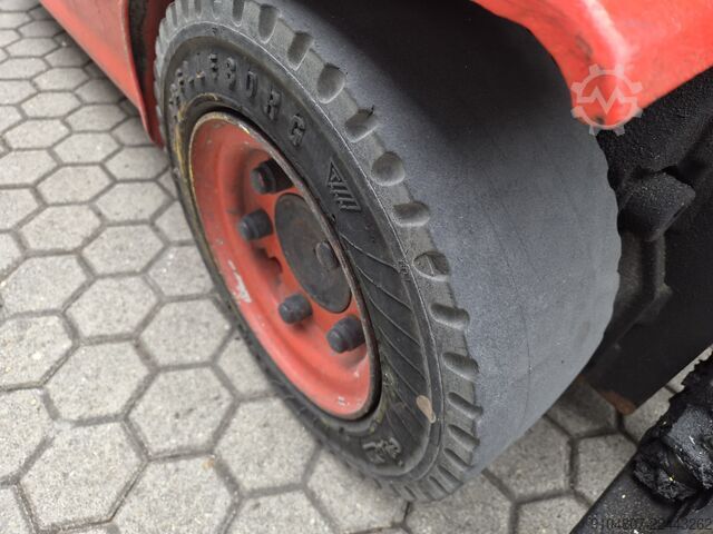 Forklift Linde E16C, Triplex, Freelift & Sideshift.