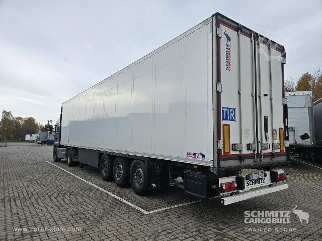 Külmikpoolhaagis Schmitz Cargobull Reefer Multitemp
