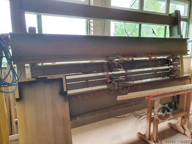 Frame press for shutter production 