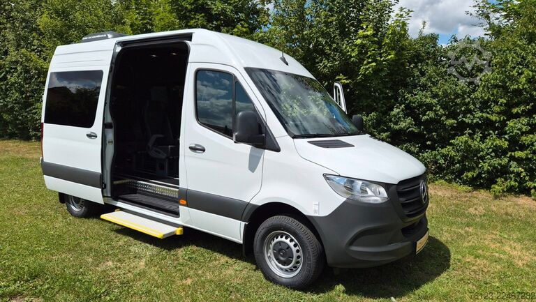 Miniautocarro MERCEDES-BENZ Sprinter 3 Stock, Handicap Flexiboden Mobility23