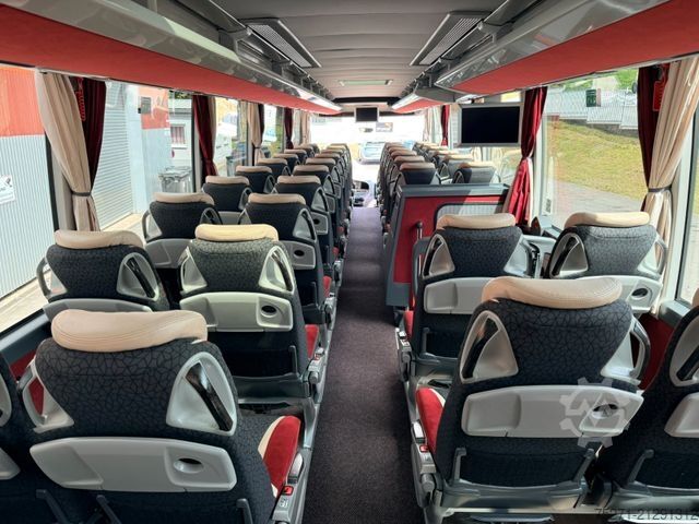 Autobus granturismo SETRA S 516 HD/2 48+2+1