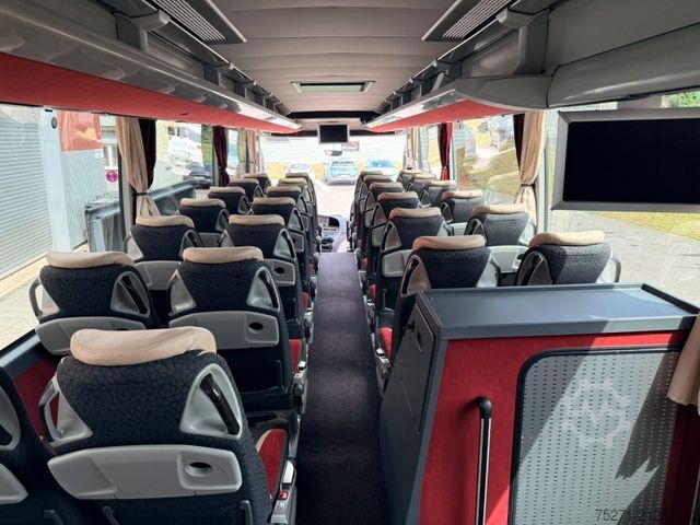 Autobus granturismo SETRA S 516 HD/2 48+2+1