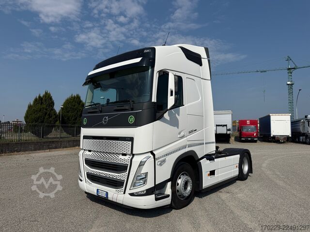 Standarta vilcējs Volvo fh 500 i save