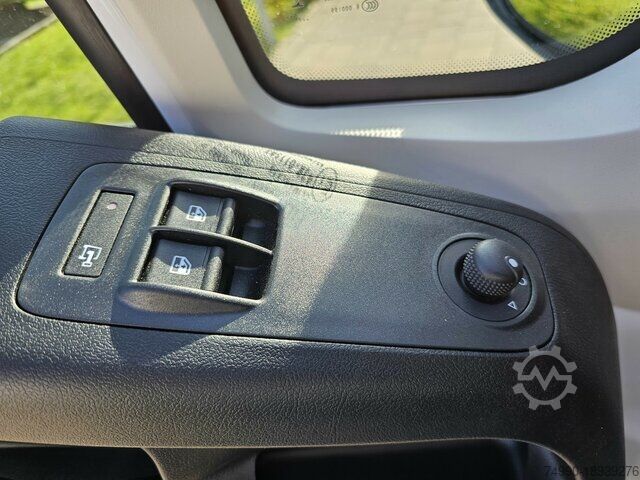 Furgoneta de caja alta Fiat Ducato 35 MAXI L5H3 L4H3 180 LBW BÄR VanLift