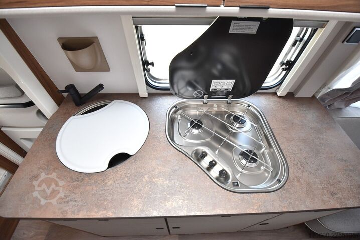 Caravana HYMER/ERIBA Eriba Touring 560 Komfort Paket, 1400kg