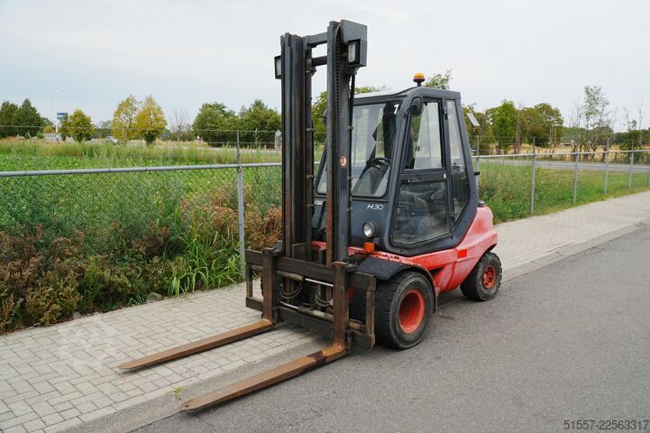 Gaffeltruck Linde H 30 D-03 | 2000